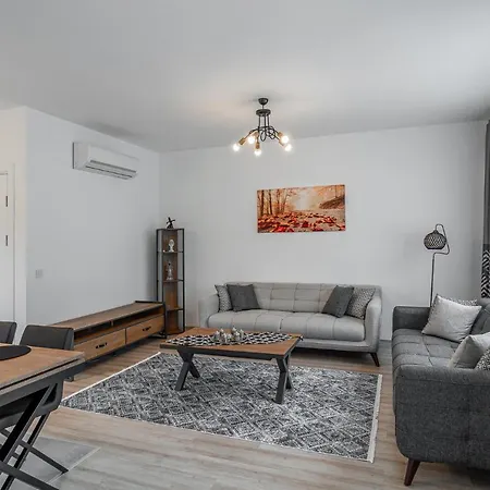 Villa Duplex Villa In Yalikavak With A Beautiful Garden *