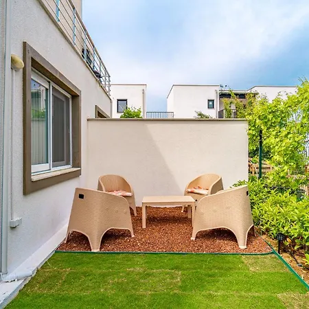 Villa Duplex Villa In Yalikavak With A Beautiful Garden *